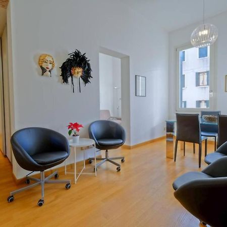 Rio Ca Foscari A San Pantalon Apartment Venesia Bagian luar foto